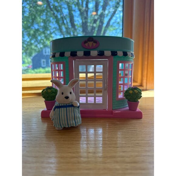 Lil Woodzeez Scoops & Sprinkles Ice Cream Parlor Playset Bunny Doll Figure - Picture 1 of 5